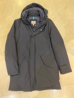 Parka larga con capucha azul para hombre