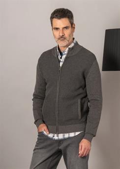 Chaqueta de punto forrada con cremallera y bolsillos 
