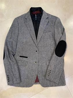 Americana gris con cortavientos de espiguilla para hombre